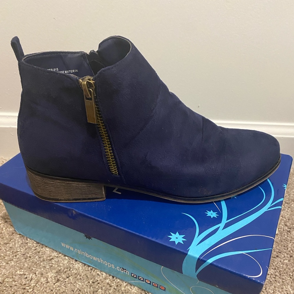 Ankle booties